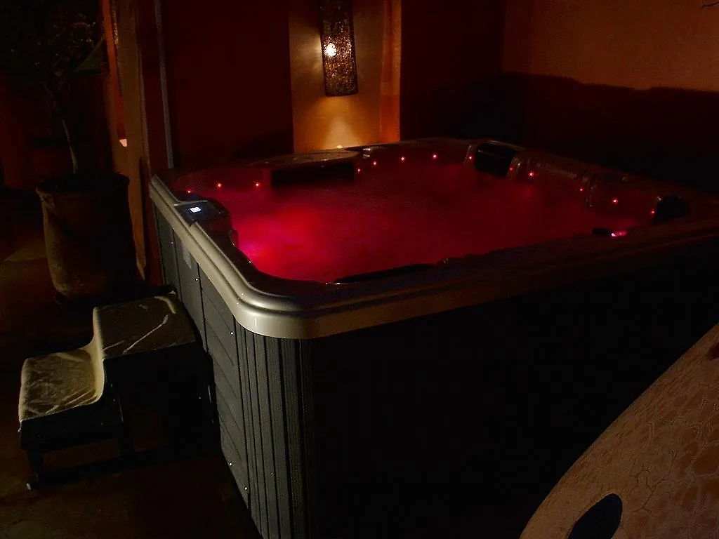 Riad Dar Ten Marrakesh 4*,